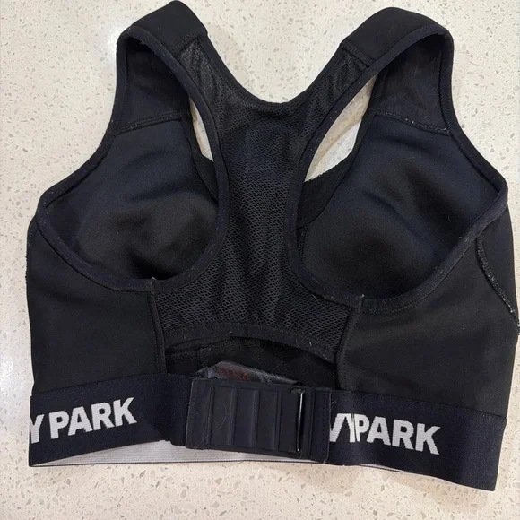 IVY PARK Black Mesh Sports Bra - Picture 3 of 4